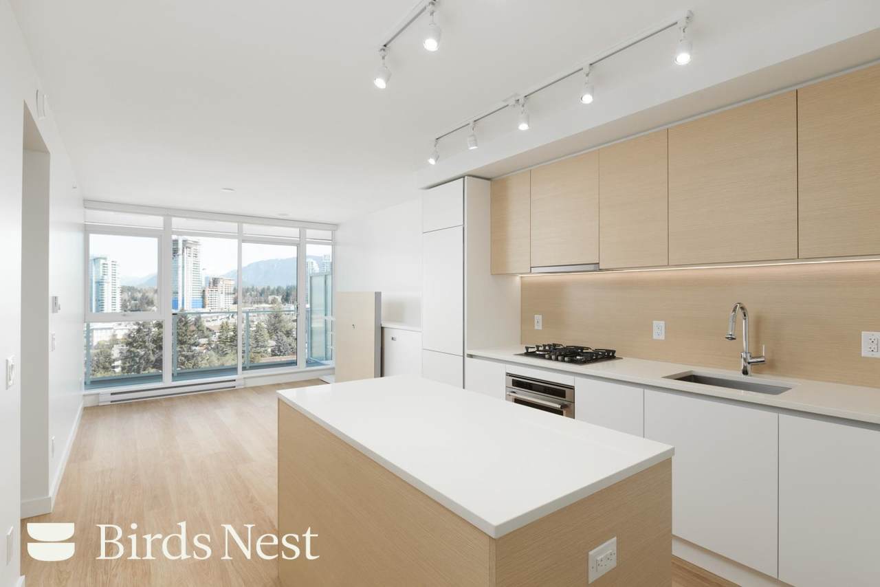 525 Foster Avenue - Photo 1