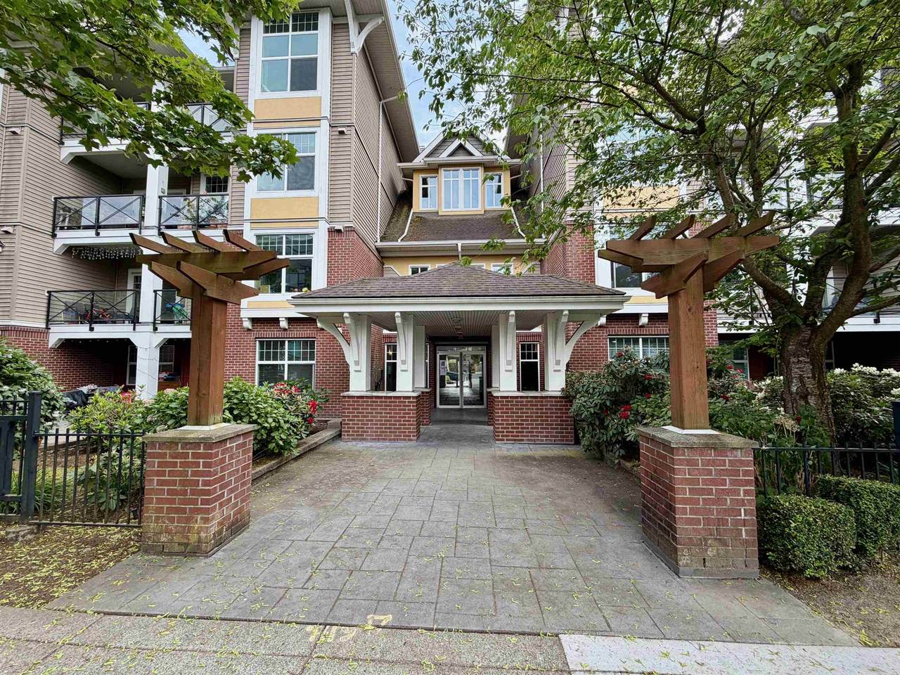 17712 57A Avenue - Photo 1