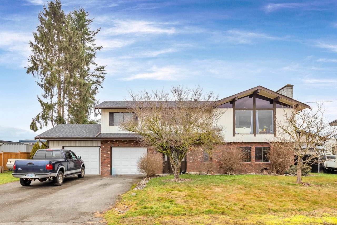 46521 Elliott Avenue - Photo 1