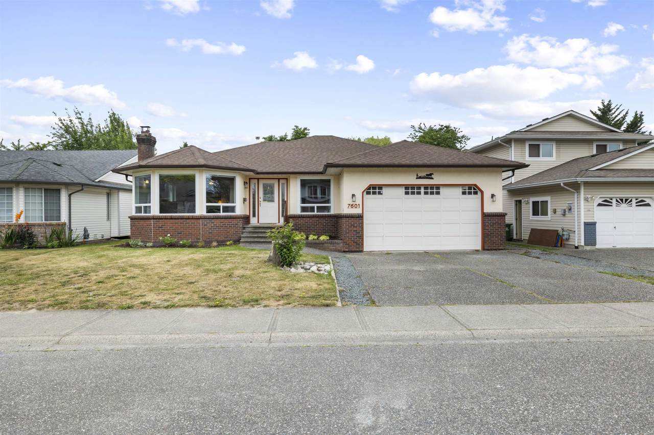 7601 Sapphire Drive - Photo 1