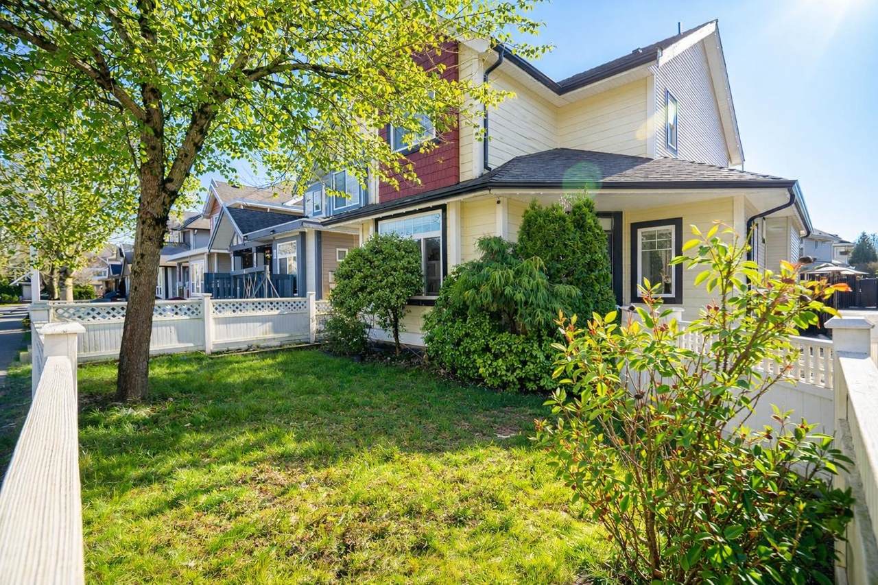 19914 73A Avenue - Photo 1