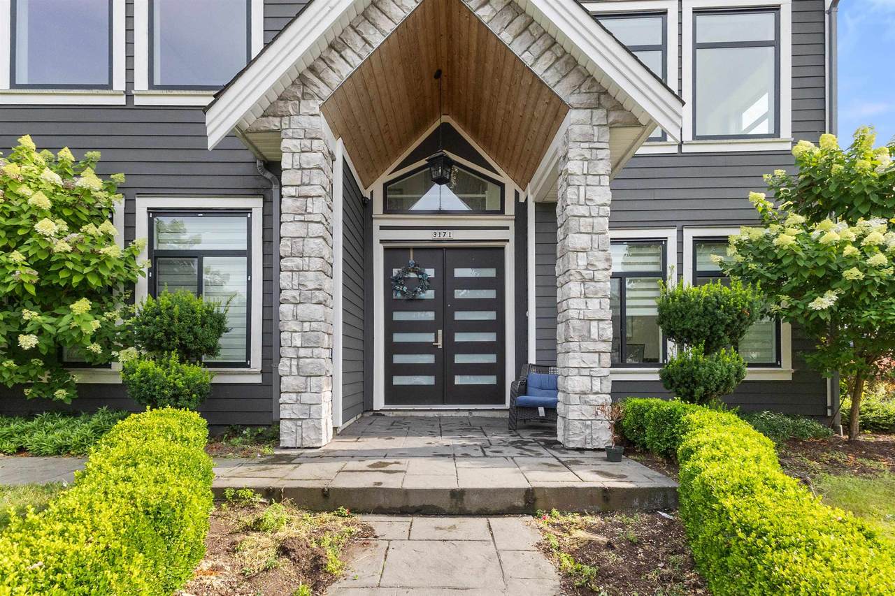 3171 Engineer Crescent - Photo 1