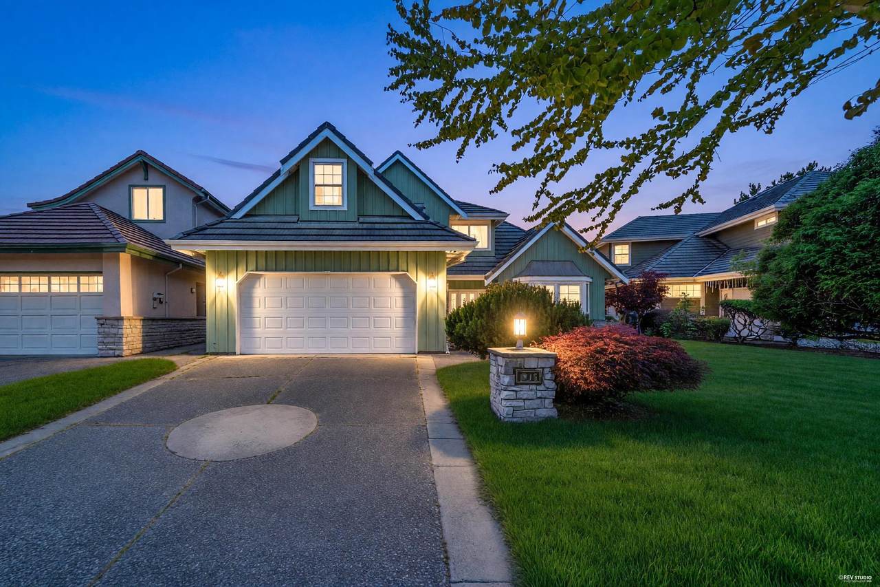 6231 Dunsmuir Crescent - Photo 1