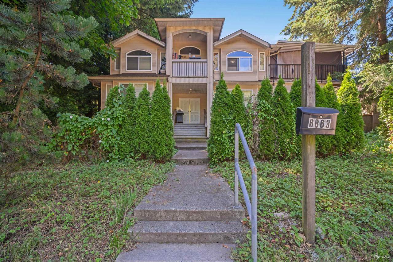 8863 King George Boulevard - Photo 1
