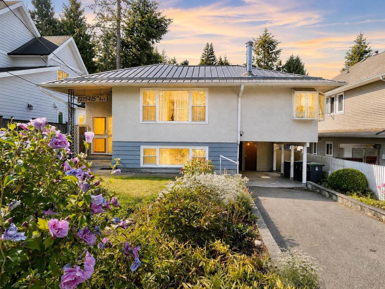 12754 15 Avenue - Photo 1