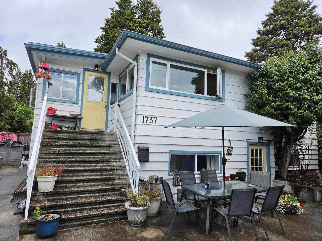 1737 Larson Road - Photo 1
