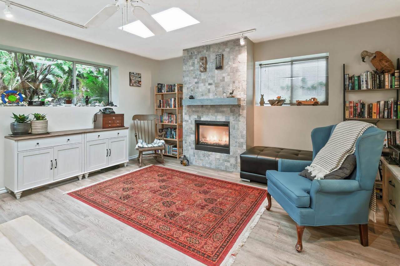 2133 Hope Street - Photo 1