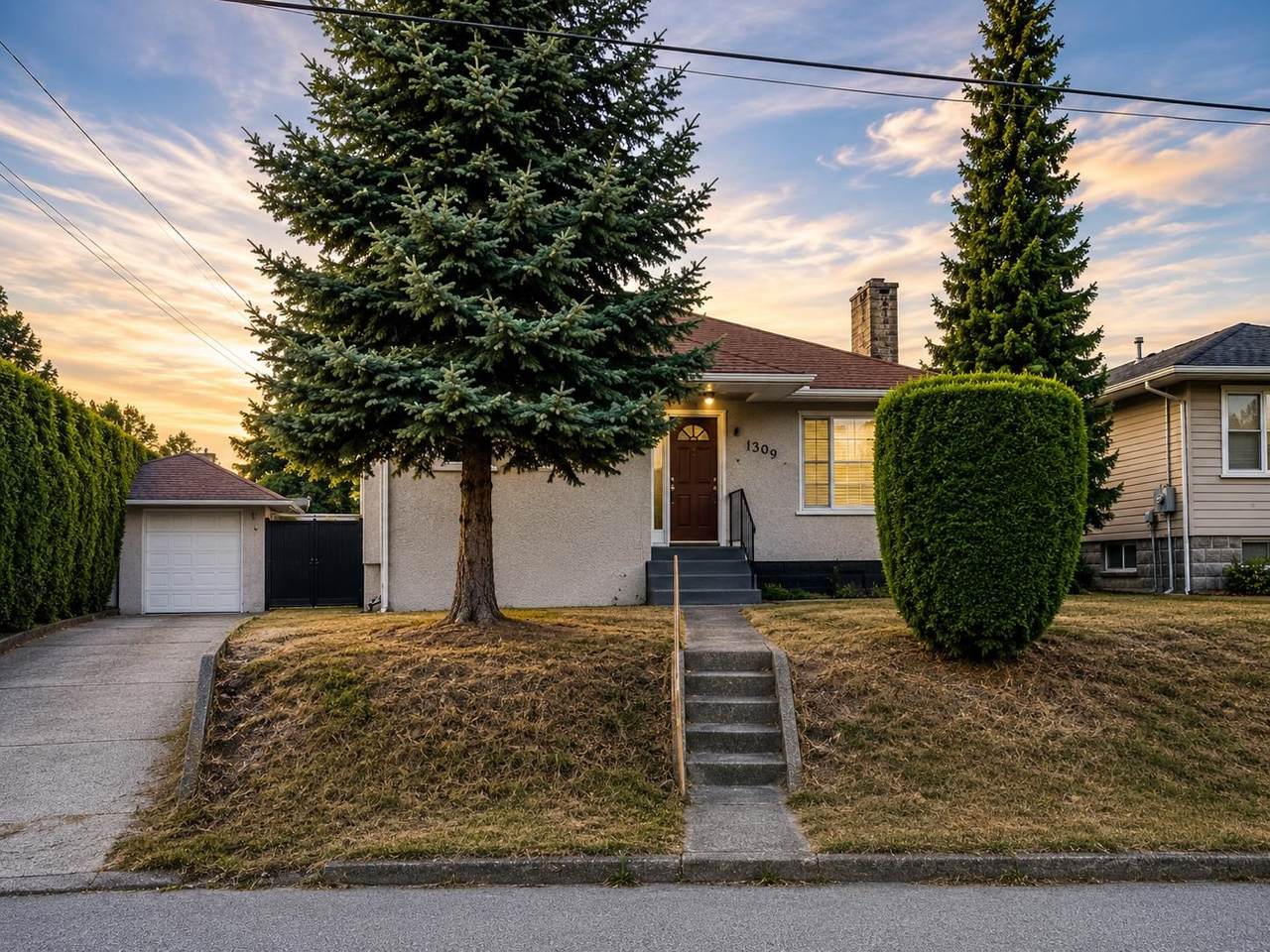 1309 Edinburgh Street - Photo 1