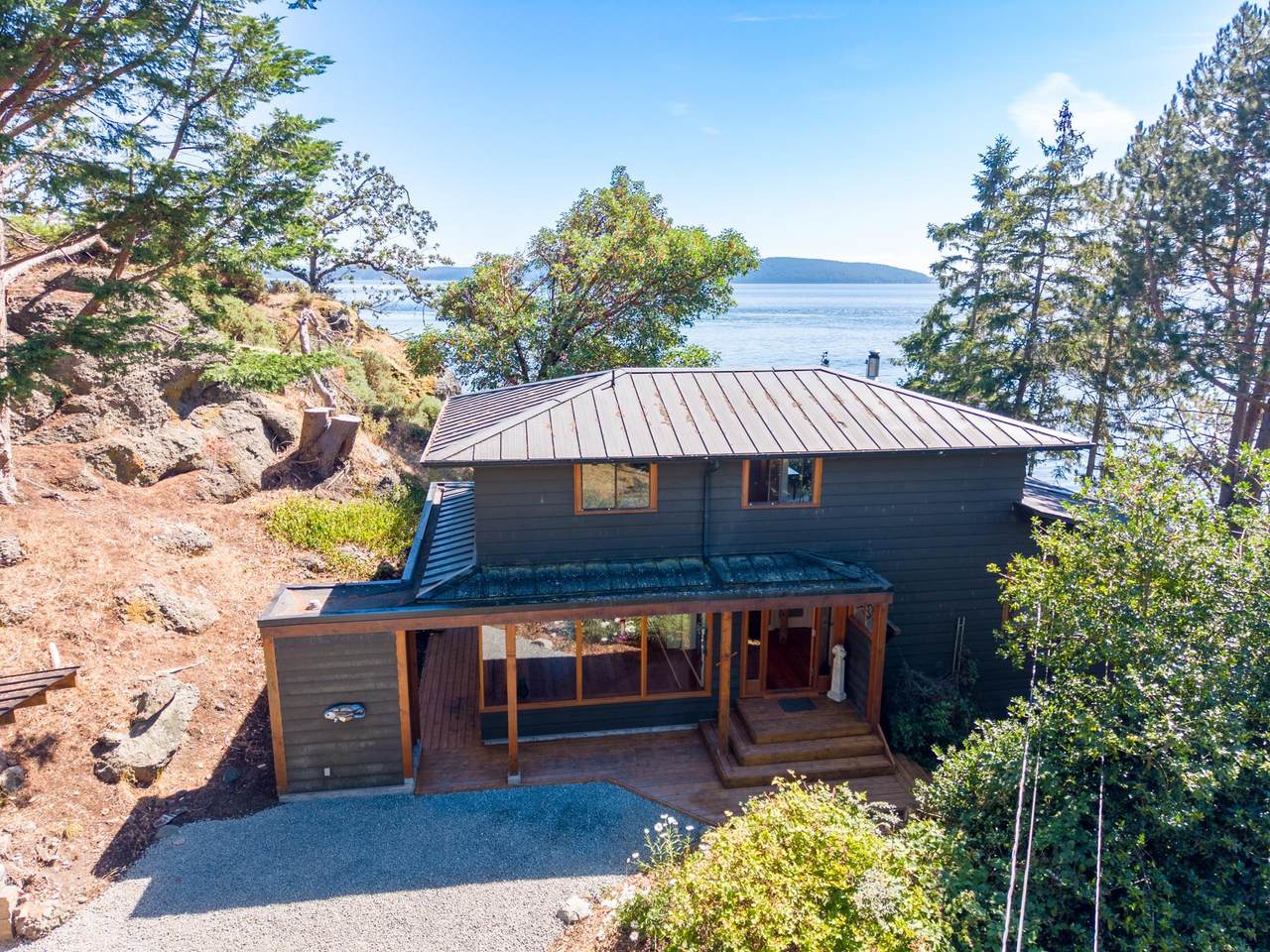 9919 Southlands Drive - Photo 1