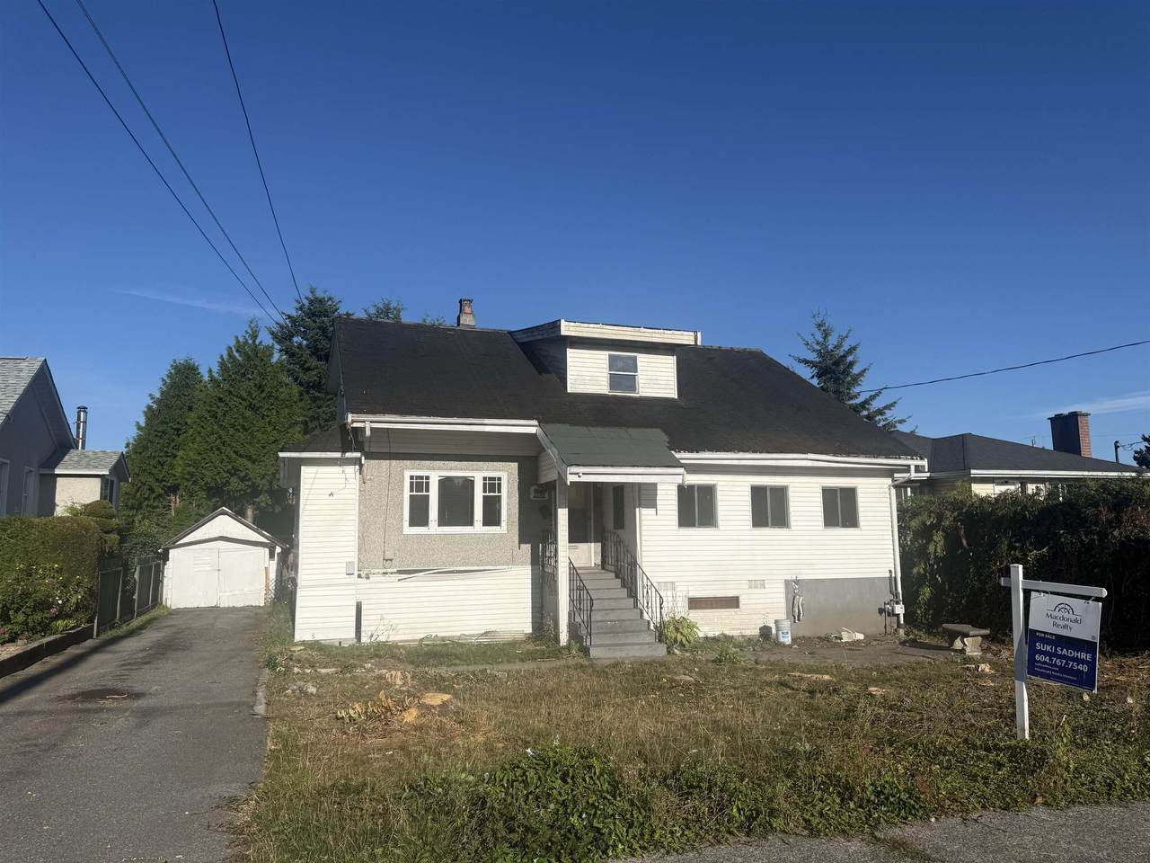 220 Devoy Street - Photo 1