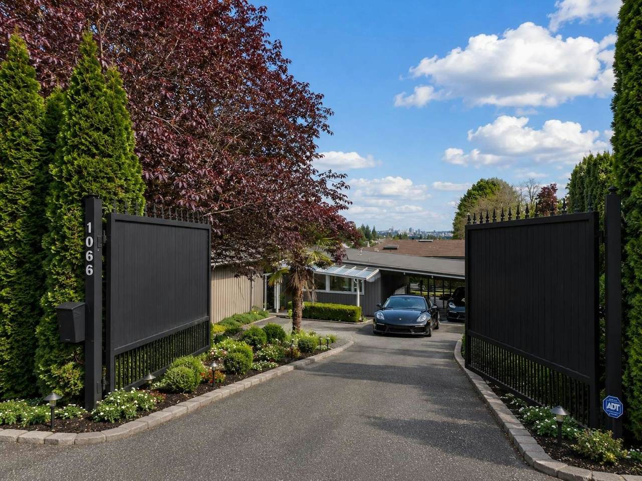 1066 Palmerston Avenue - Photo 1