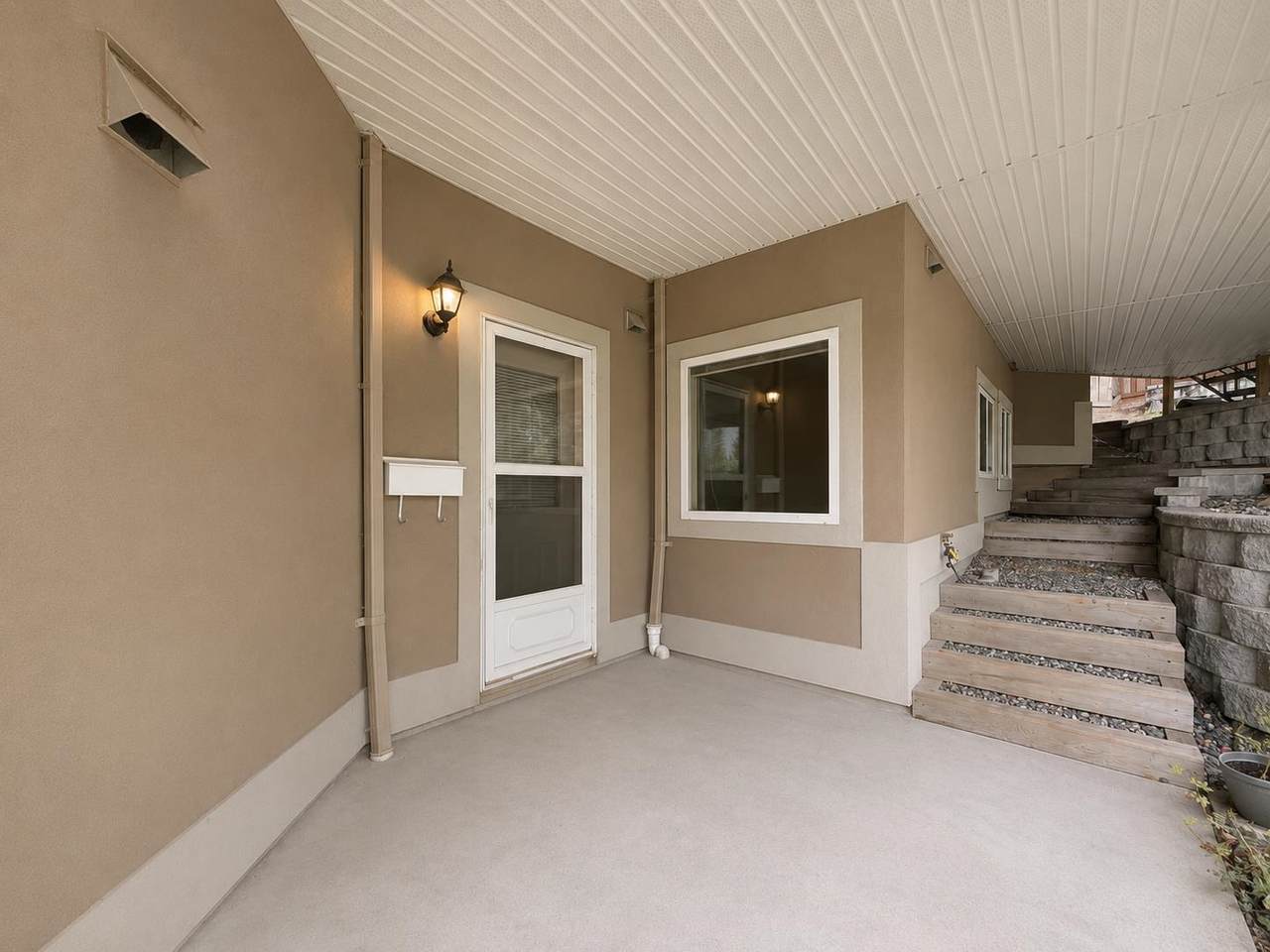 1625 Parkway Blvd - Photo 1
