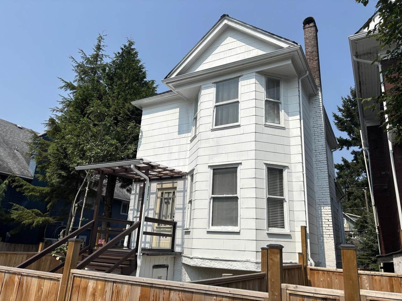 135 12th Avenue - Photo 1
