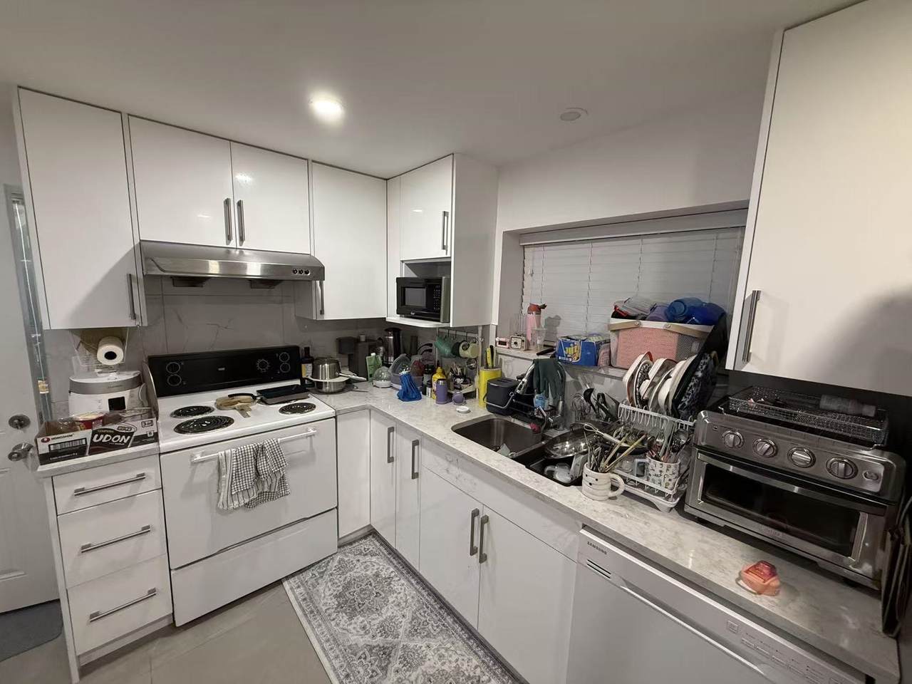 682 Sperling Avenue - Photo 1