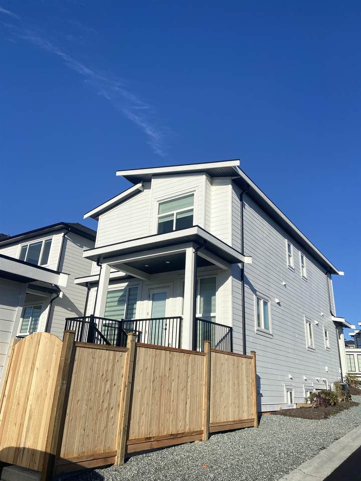 16700 20A Avenue - Photo 1