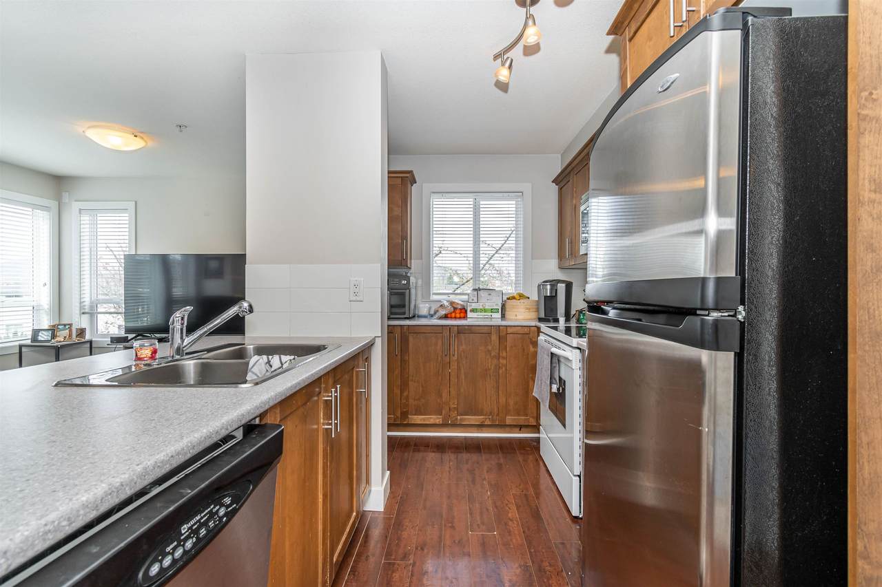 46150 Bole Avenue - Photo 1