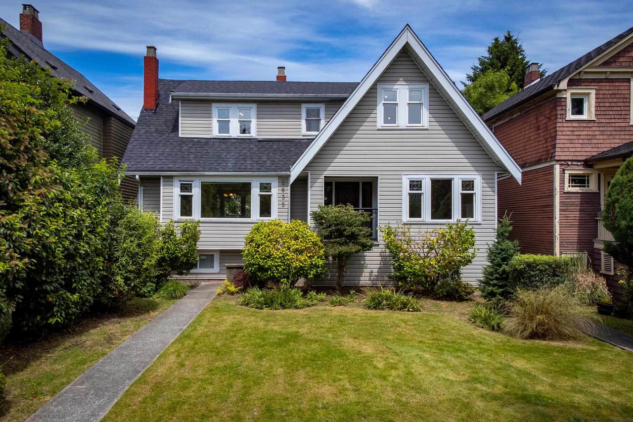 2835 5TH Avenue - Photo 1