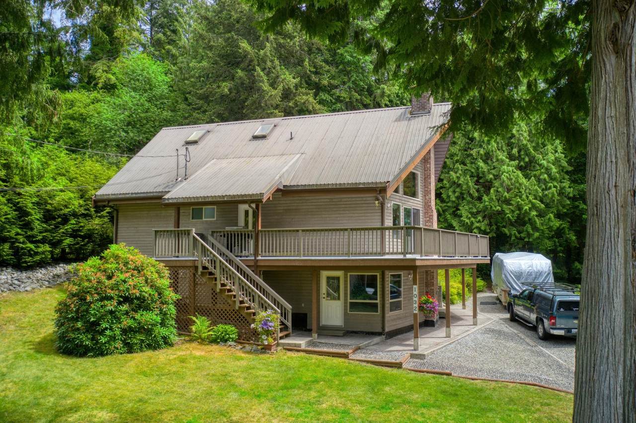 1032 Stephens Road - Photo 1