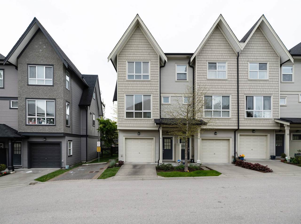 10489 Delsom Crescent - Photo 1