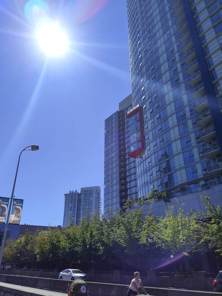 118 Dunsmuir Street - Photo 1
