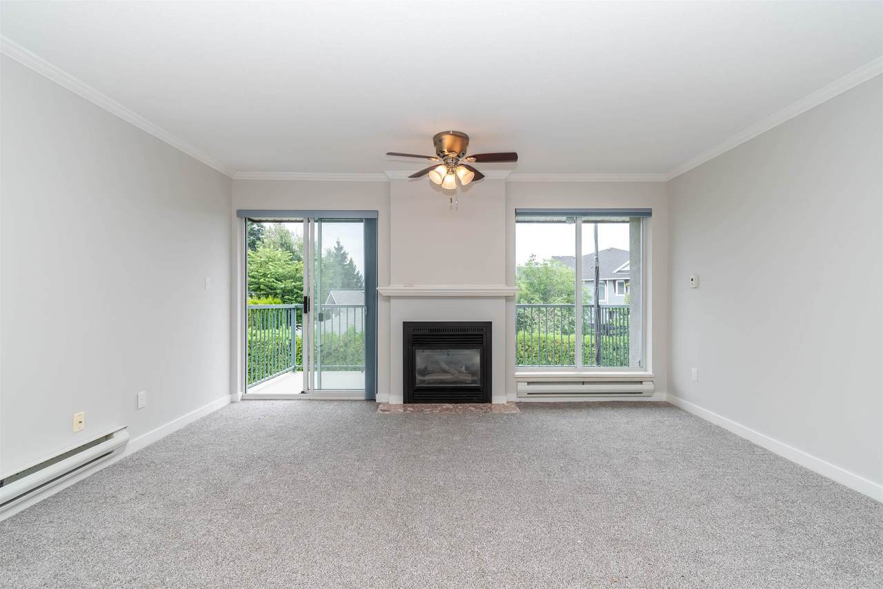 8533 Broadway Street - Photo 1