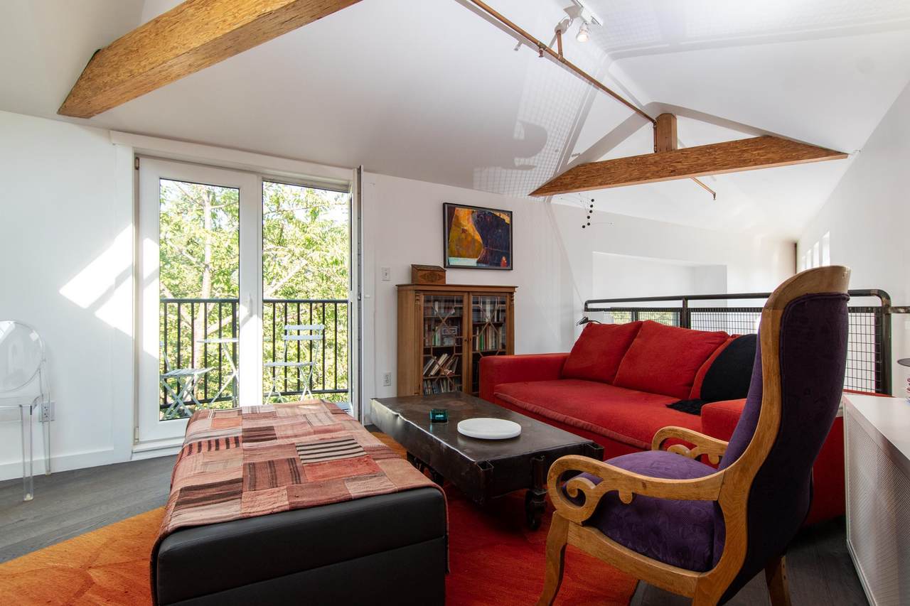 1370 6TH Avenue - Photo 1