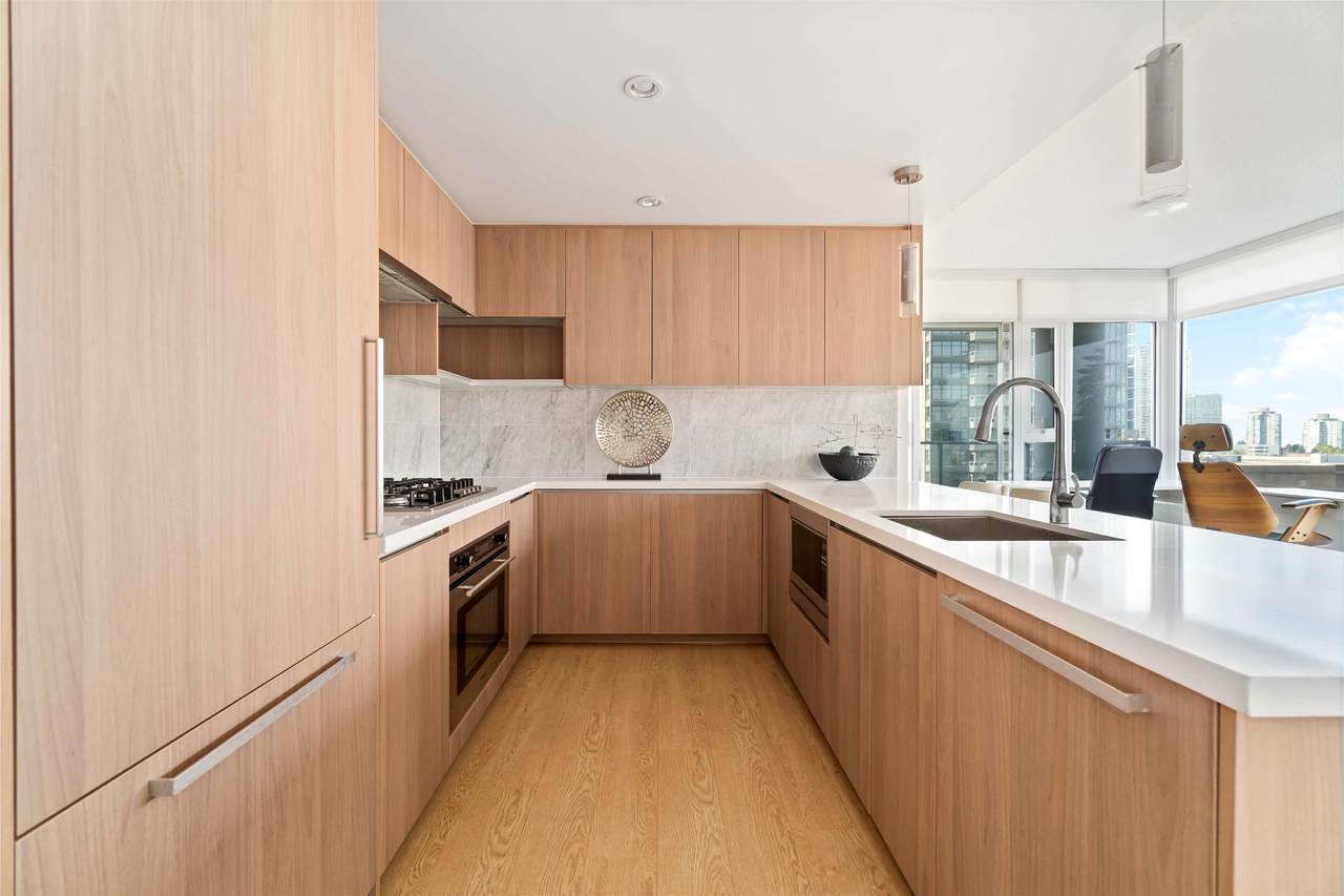 6538 Nelson Avenue - Photo 1