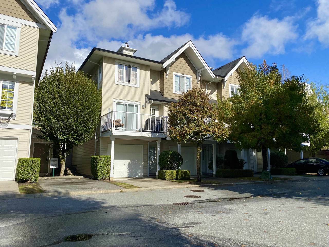 20560 66 Avenue - Photo 1