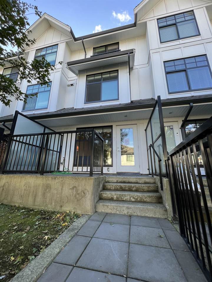 5122 Canada Way - Photo 1