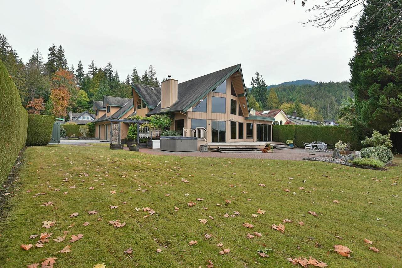 6433 Marmot Road - Photo 1
