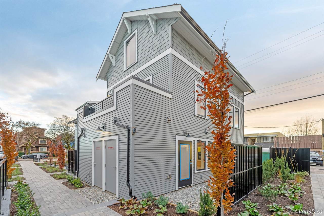 719 26TH Avenue - Photo 1