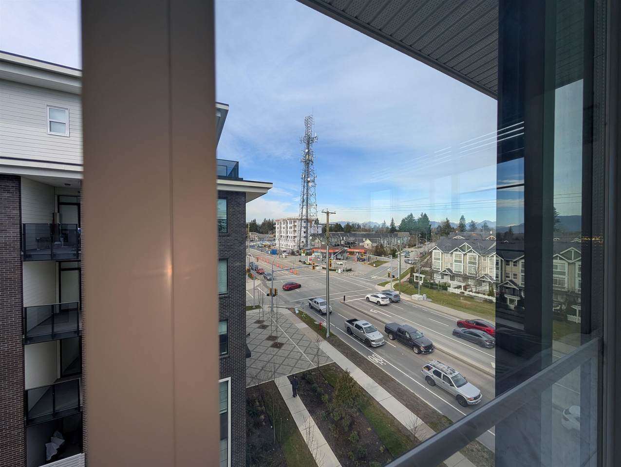 15858 Fraser Highway - Photo 1
