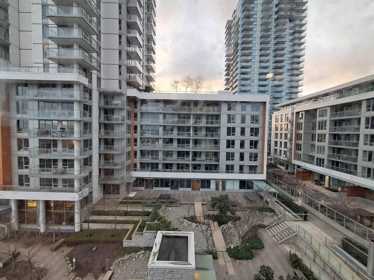 433 Marine Drive - Photo 1