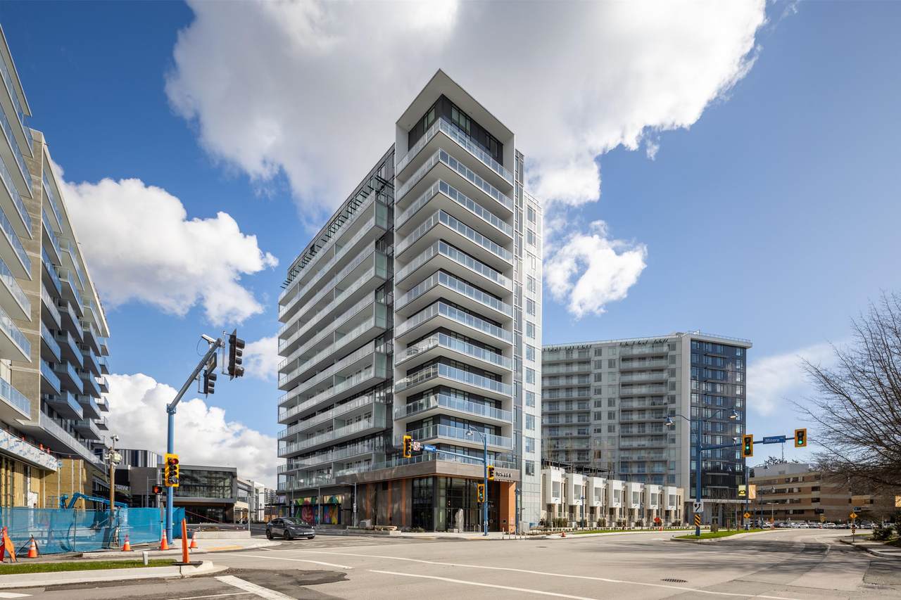 6788 Minoru Boulevard - Photo 1