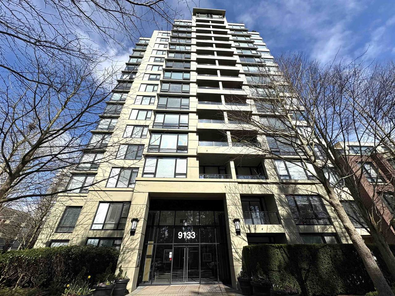 9133 Hemlock Drive - Photo 1