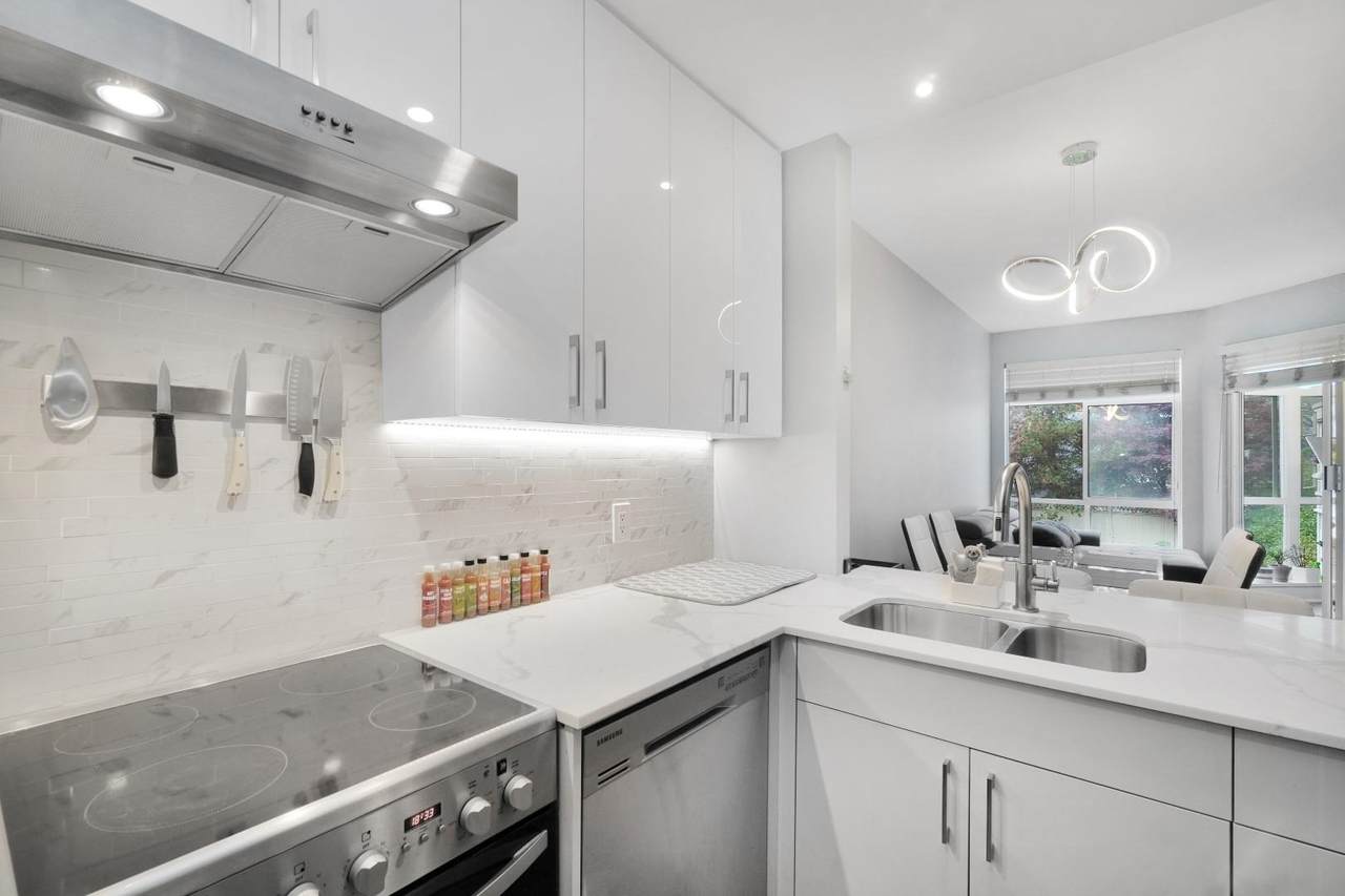 630 Roche Point Drive - Photo 1