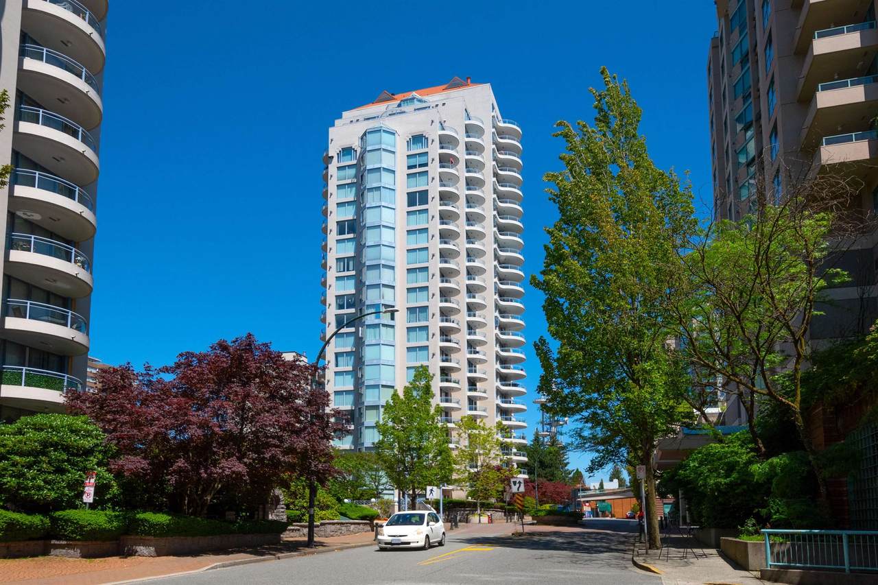719 Princess Street - Photo 1