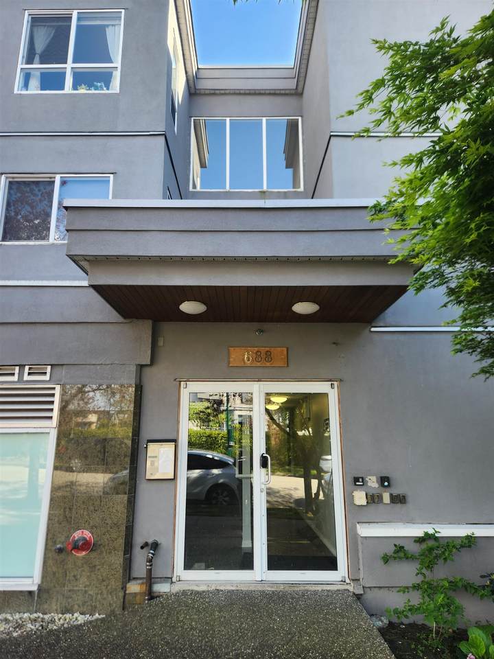 688 56th Avenue - Photo 1