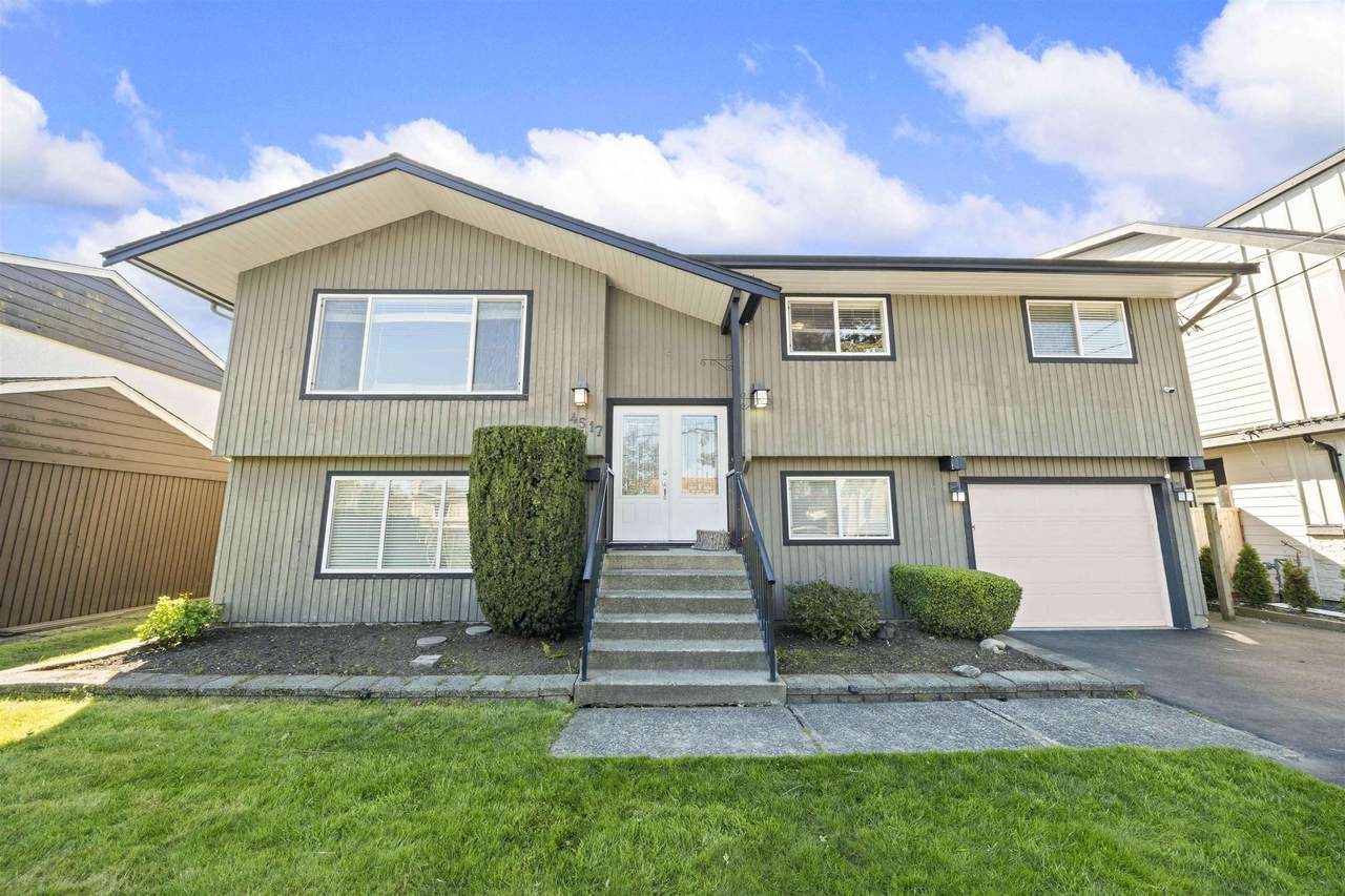 4517 46A Street - Photo 1