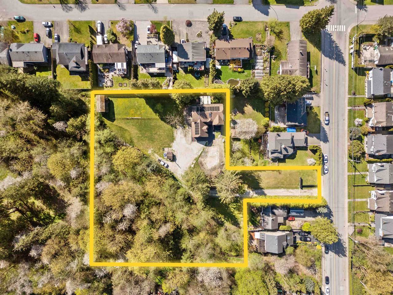 22178 124 Avenue - Photo 1