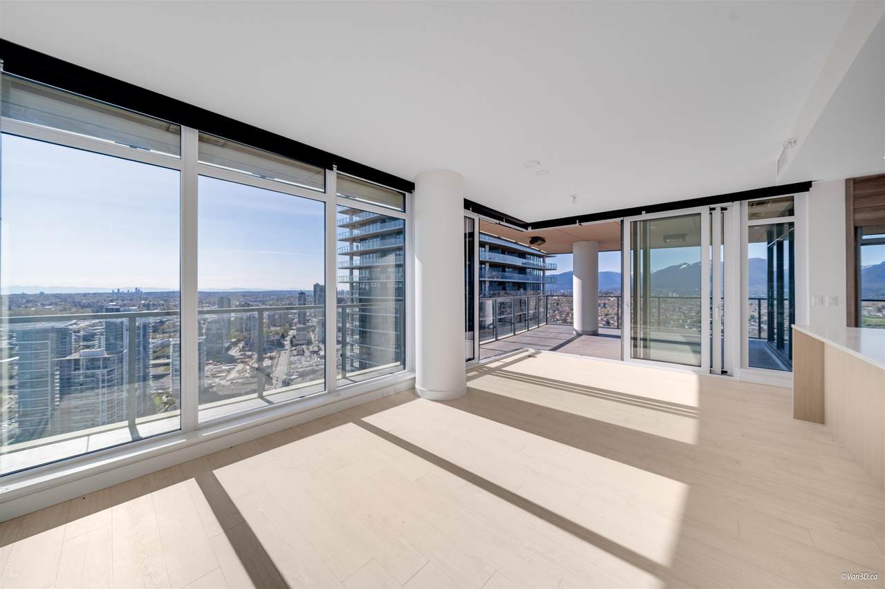 4890 Lougheed Highway - Photo 1