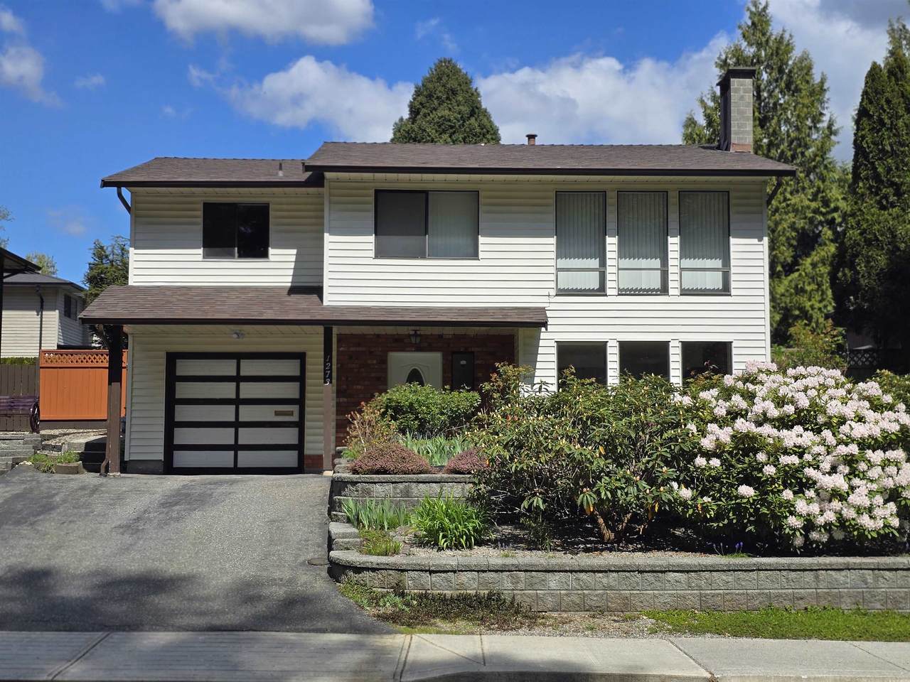 1273 Lynwood Avenue - Photo 1