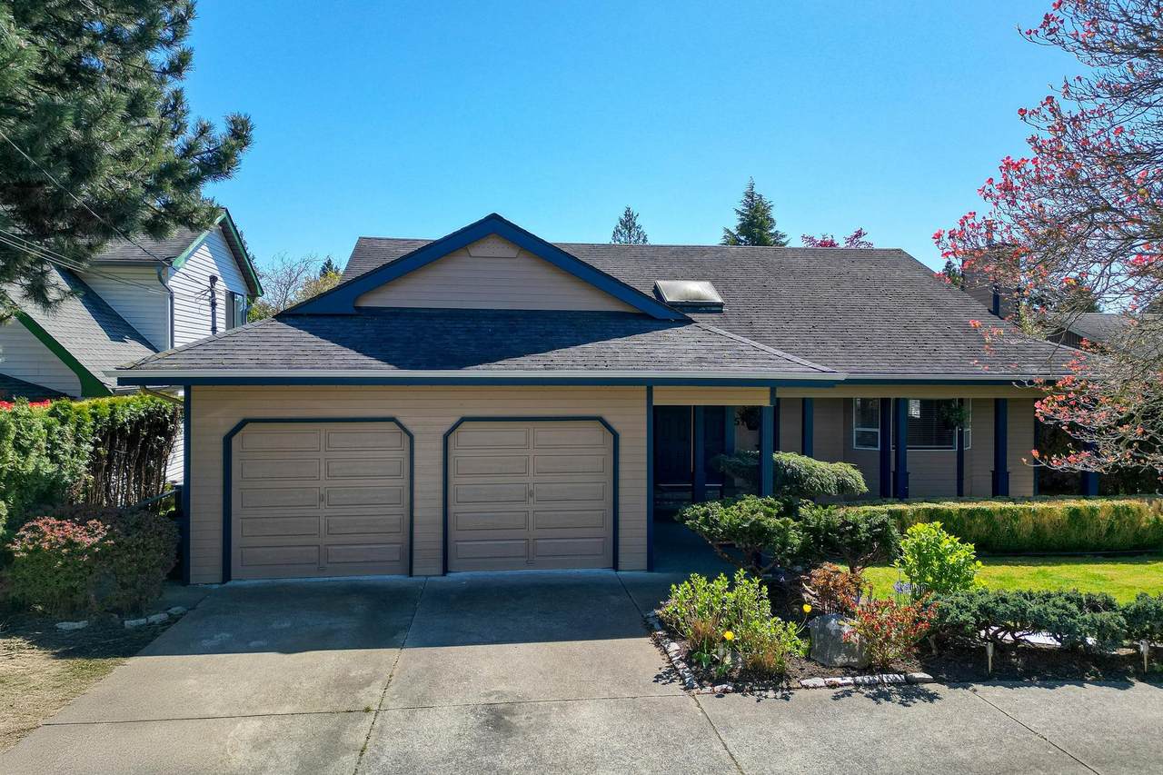 5190 12 Avenue - Photo 1