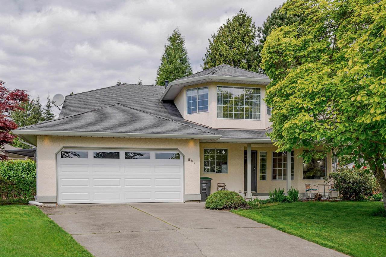 885 165 Street - Photo 1