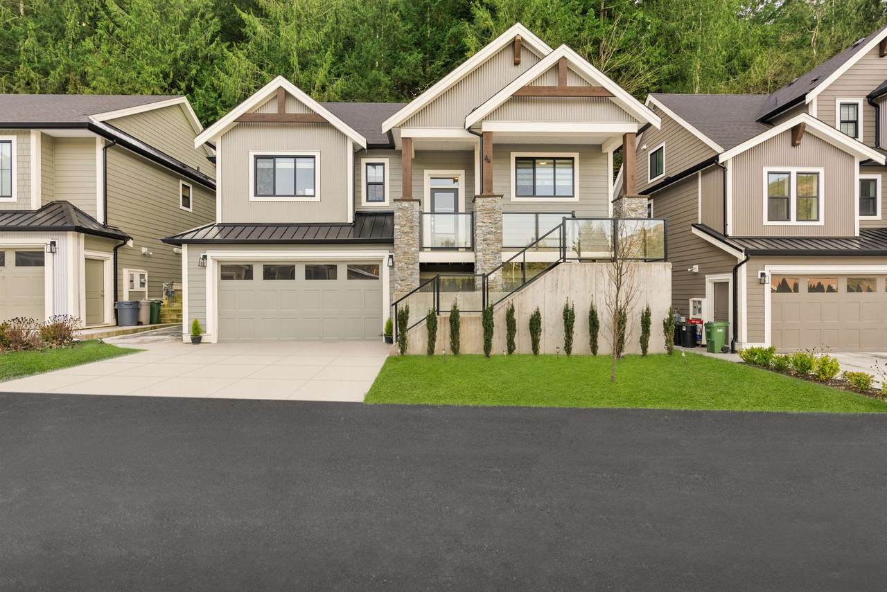 1880 Columbia Valley Road - Photo 1