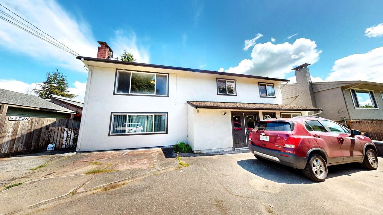 8372 116 Street - Photo 1