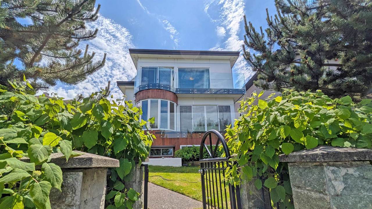 1370 35th Avenue - Photo 1