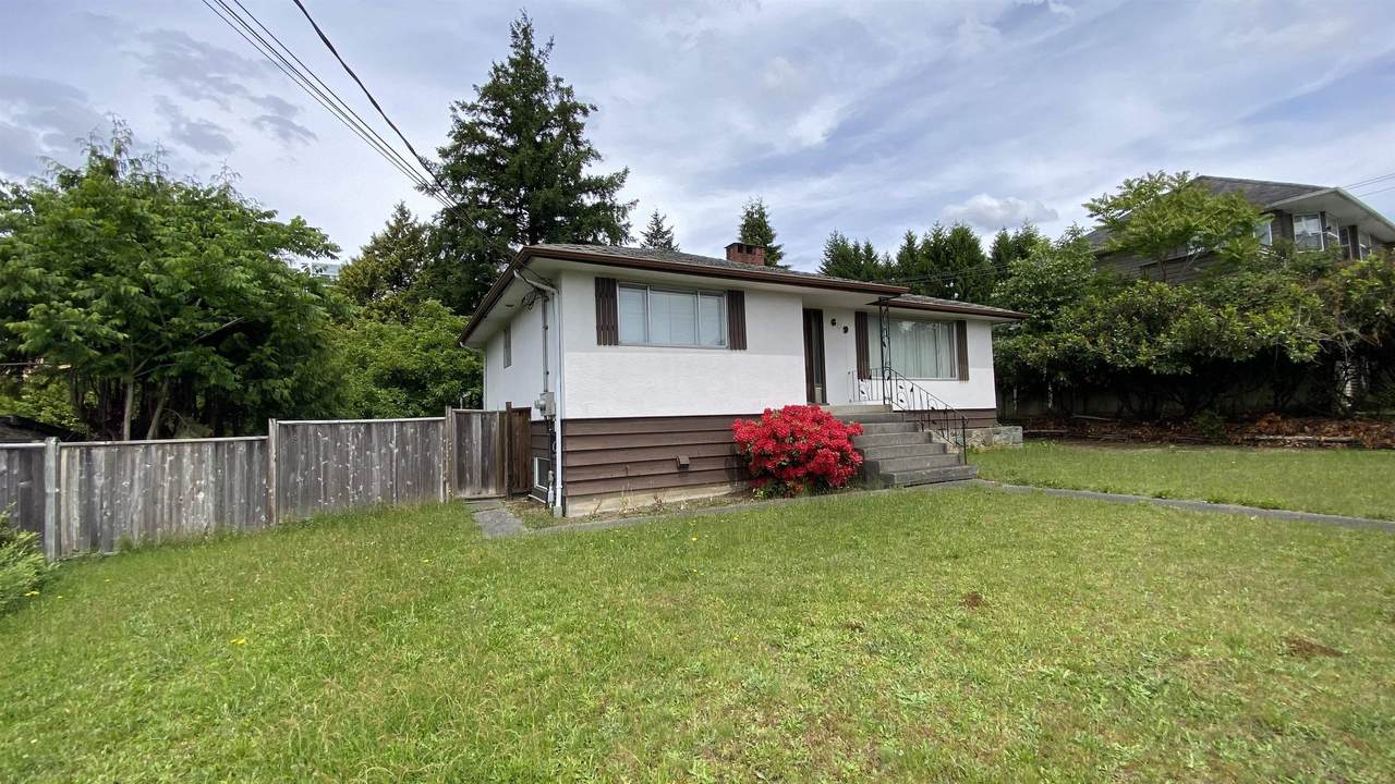609 Madore Avenue - Photo 1
