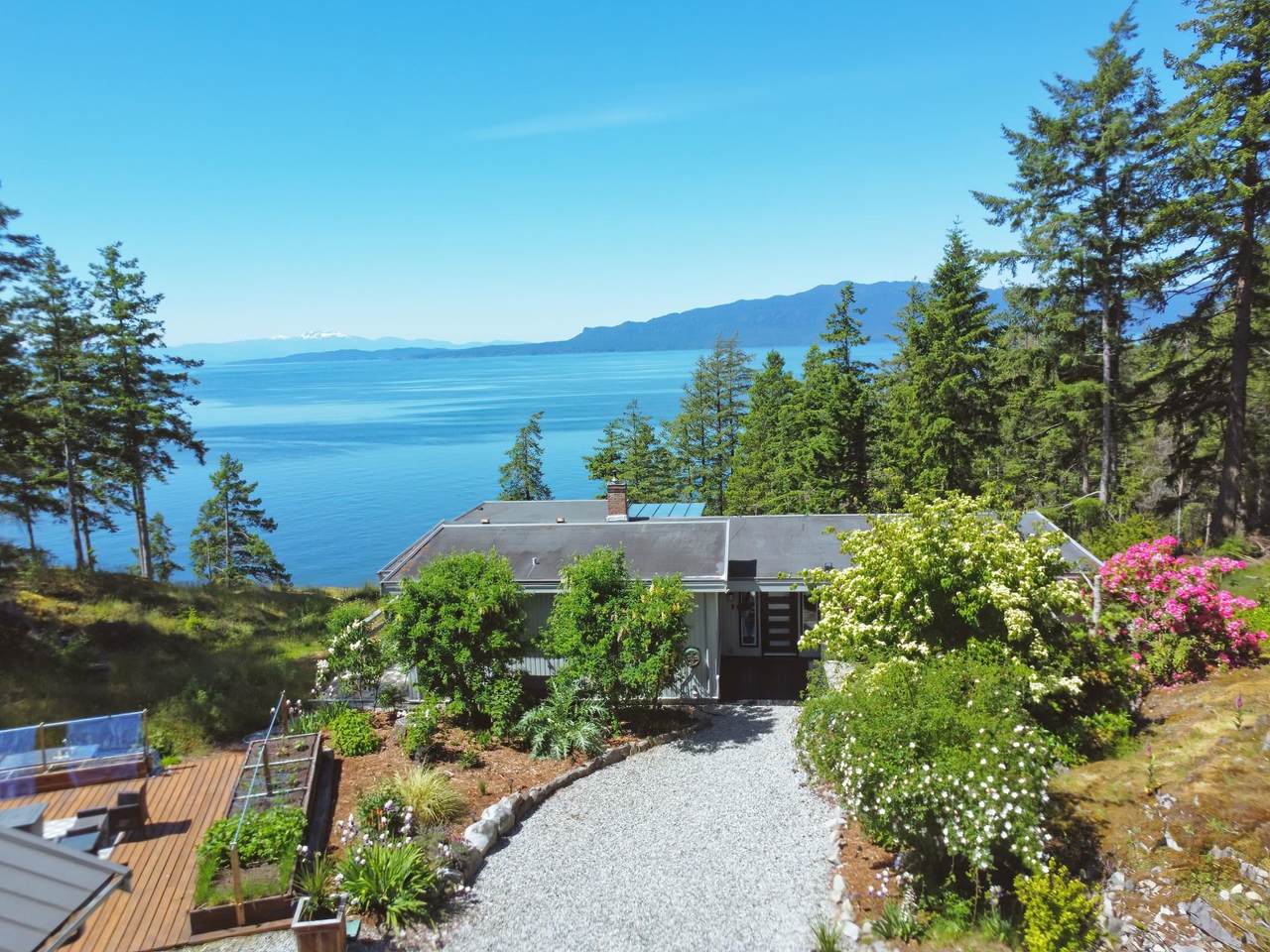 10993 Sunshine Coast Highway - Photo 1