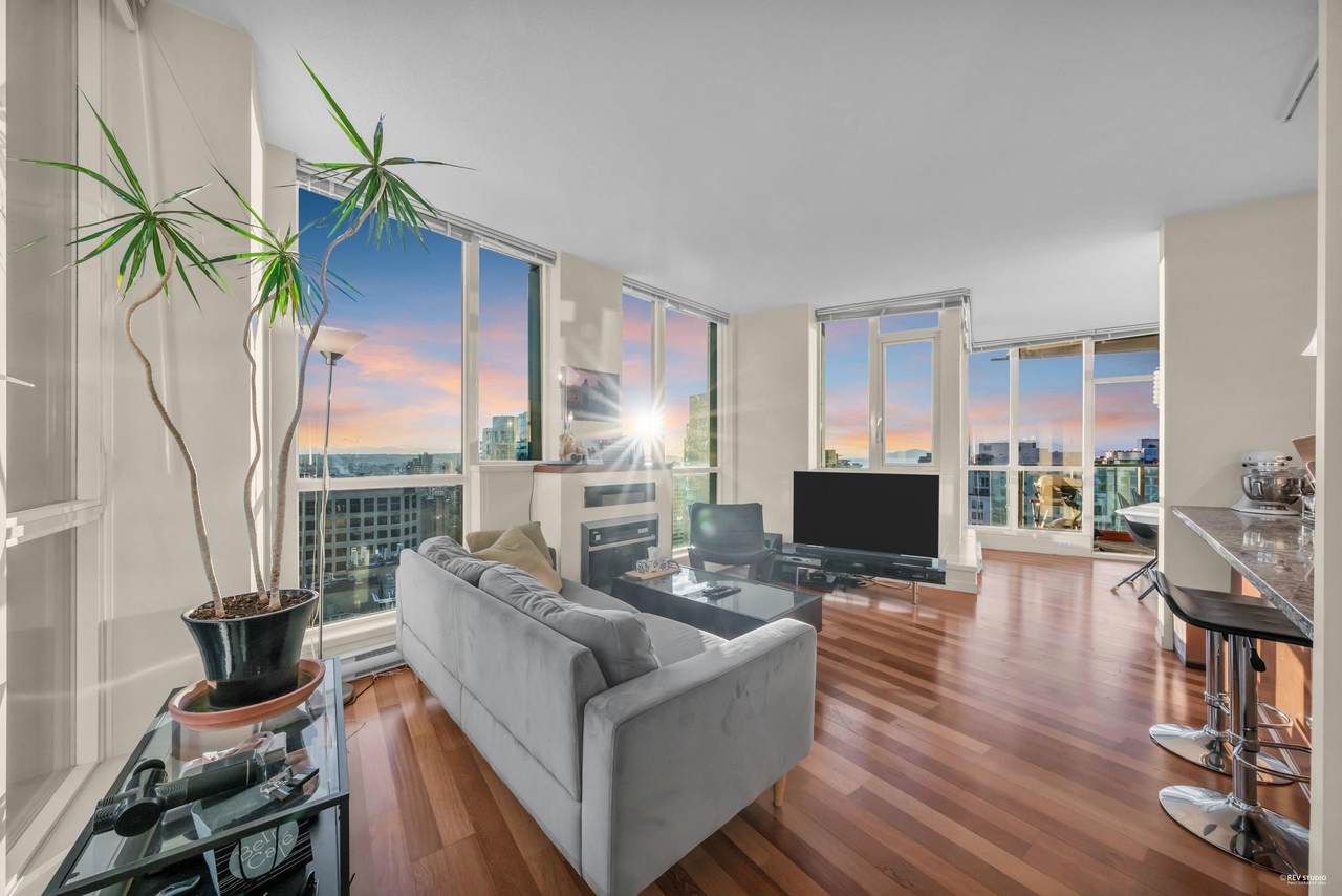 1189 Melville Street - Photo 1